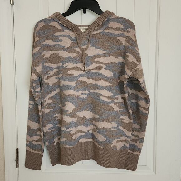 Christian Siriano NY Brown and Blue Camo - Picture 1 of 4